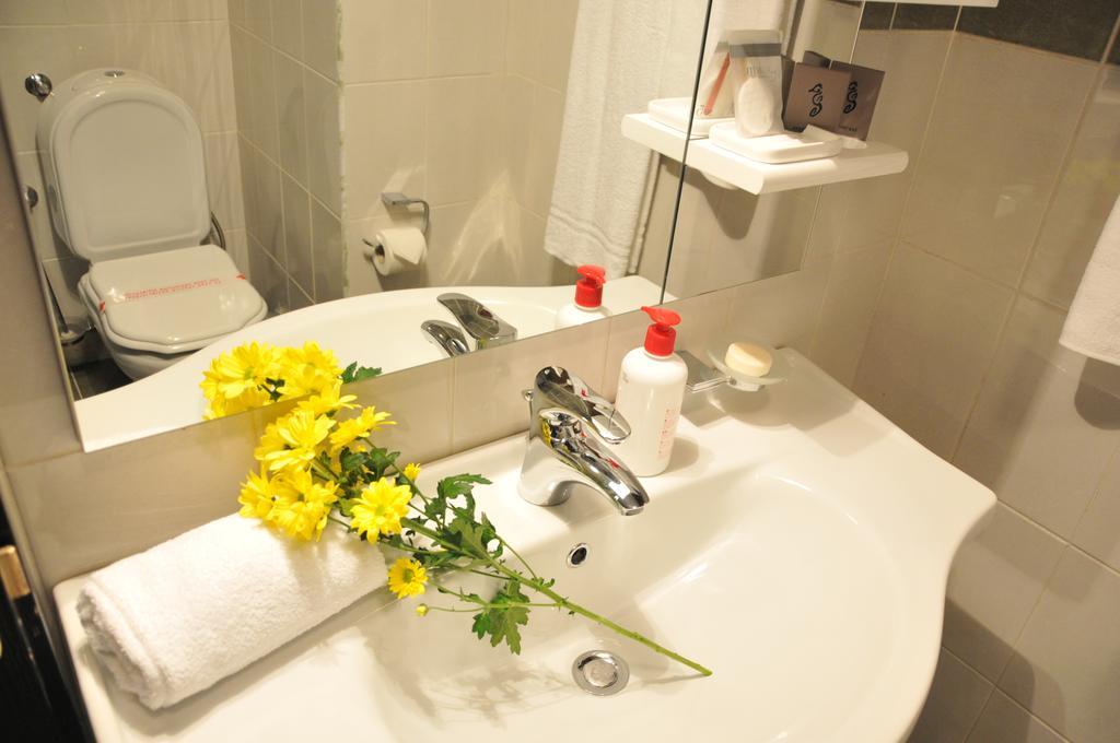 Hotel Beograd Lukavica Номер фото