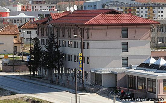 Hotel Beograd Lukavica Экстерьер фото